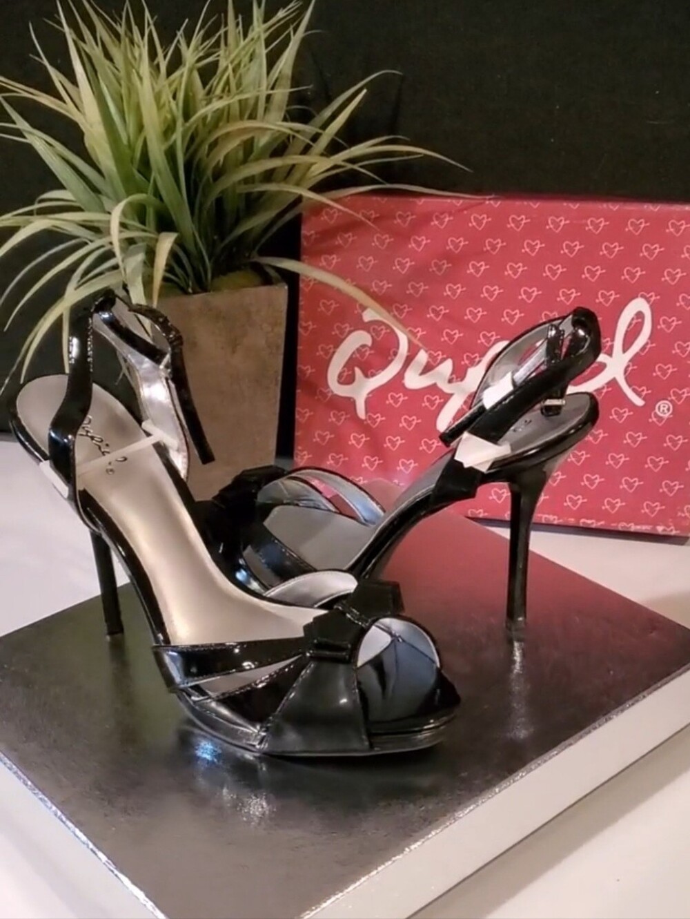 Qupid AFFAIR-08 Black High Heel Shoes